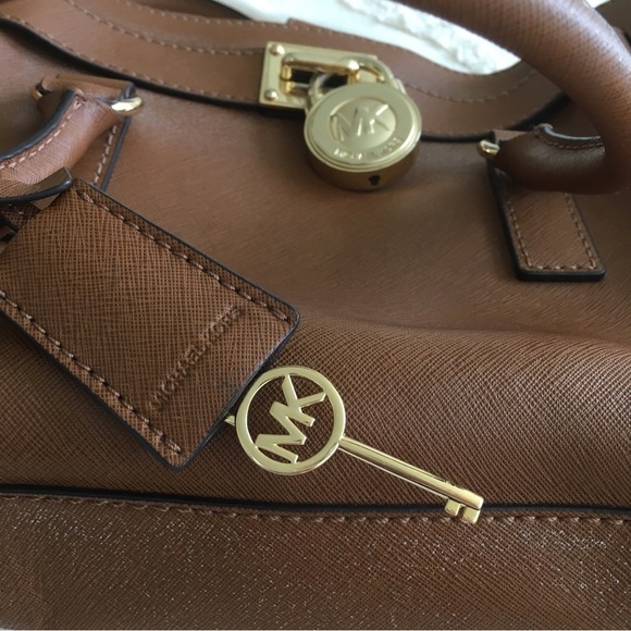 Michael Kors Hamilton Elegant Brown Leather Handbag - Picture 11 of 11